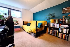 Bedroom- click for photo gallery